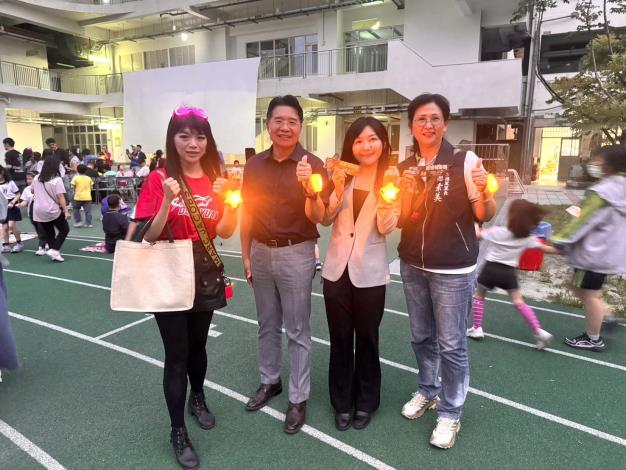 星空下的幸福約定！萬華東園國小「星空電影院」邀親子共賞《幸福路上》 (3)