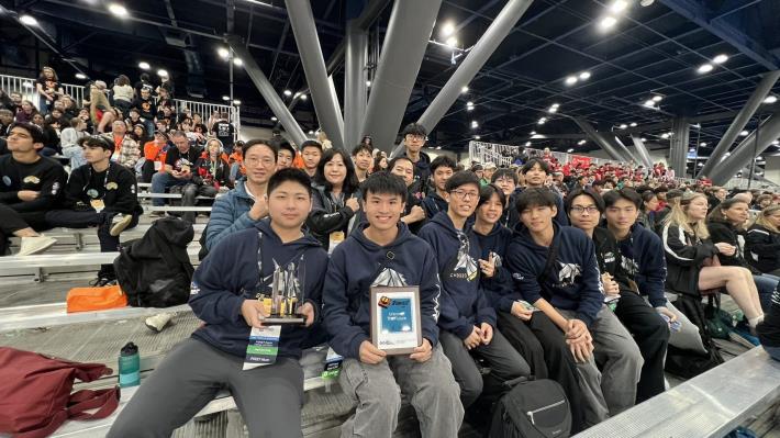 建國中學於美國休士頓總決賽榮獲2026 Championship Excellence in Engineering Award（卓越工程獎） (2)