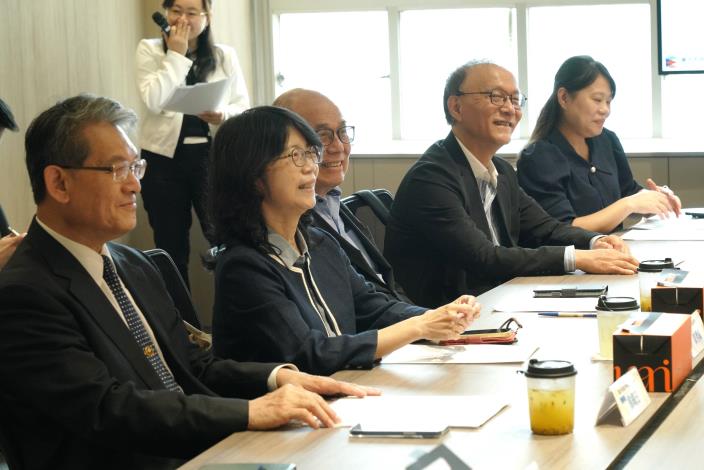 臺北市力挺終身學習！蔣萬安市長拍板116年加碼補助至每所社大300萬元! (4).JPG