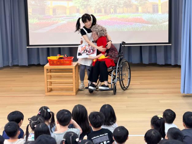 幫奶奶找到記憶了