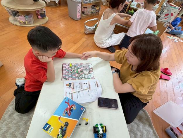 一起挑戰桌遊關卡