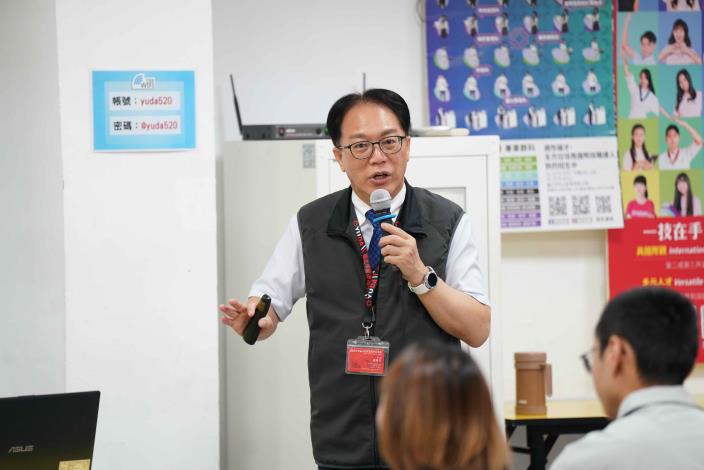 引領技職新典範!育達高中舉辦新進教師研習 聚焦AI時代教學與專業倫理 (2)