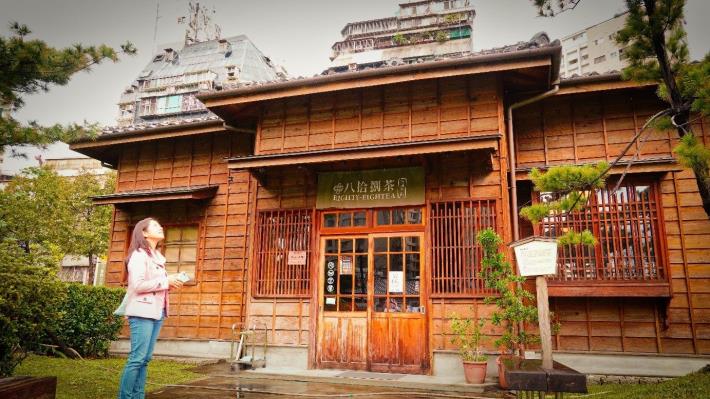 照片16,輪番所已納入「老房子文化運動計畫」，由廠商經由再利用，在此經營茶館，很符合此處的日式風格呢。