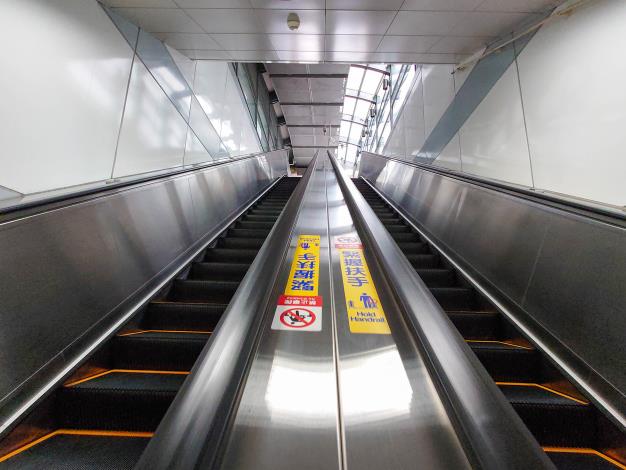 設施類-捷運初期路網車站出入口電扶梯中期改善工程