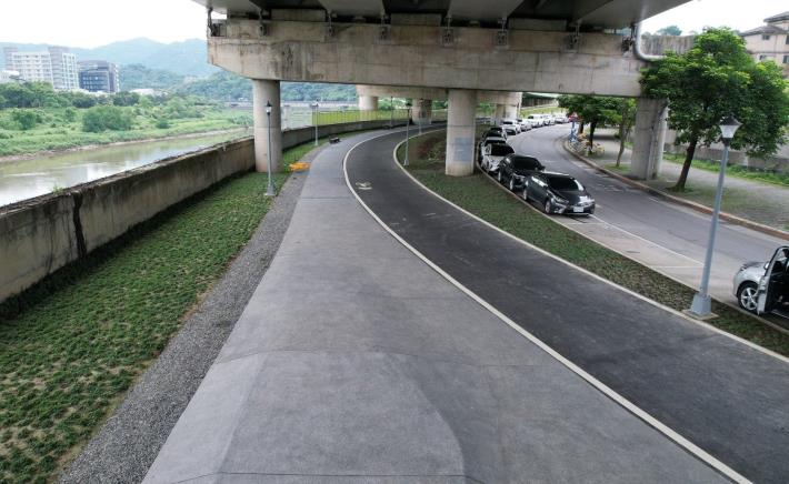 跨越大坑溪自行車道興建工程