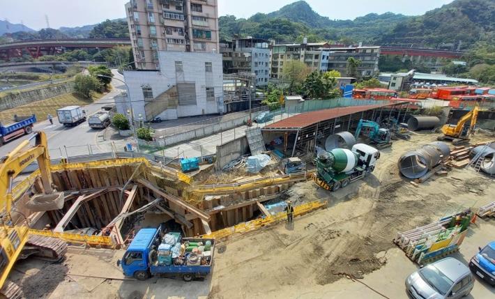 青潭原水管遷移統包工程