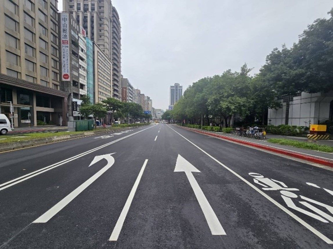 新工處_南京東路1段(林森北路至新生北路)路面更新工程(114年10月25日完工)