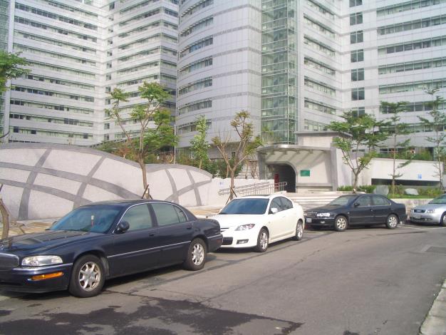 停車場入口造型