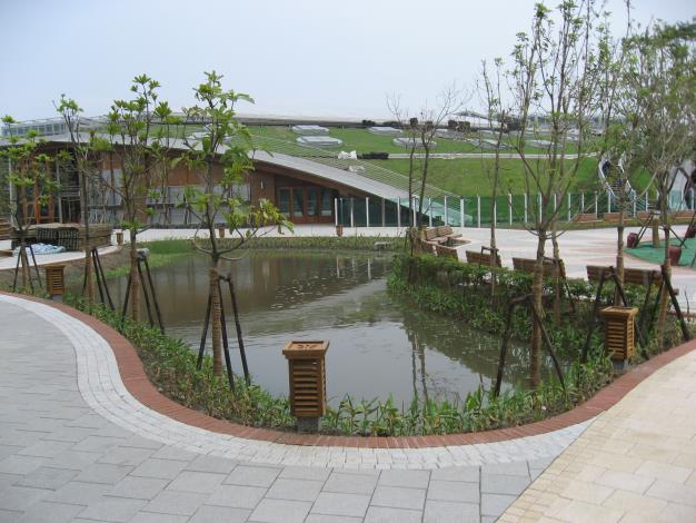 未來館廣場生態水池