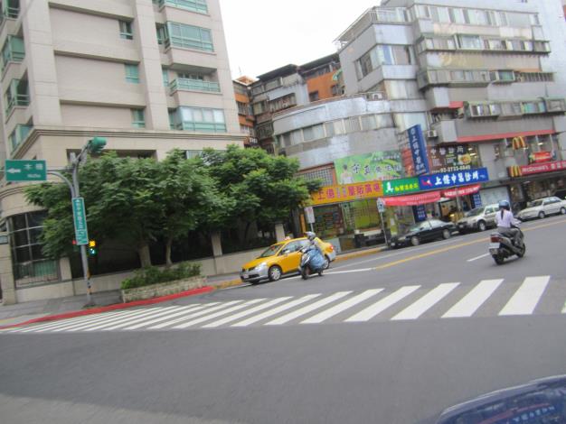 臥龍街(和平東路3段捷運麟光站前至莊敬贅到口)
