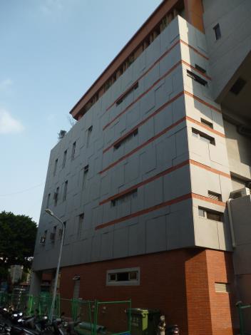 完工外觀照(北側長安西路19巷2弄)