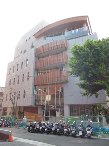 完工外觀照(東側長安西路5巷)