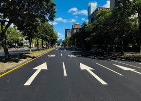 信義區松仁路路面更新