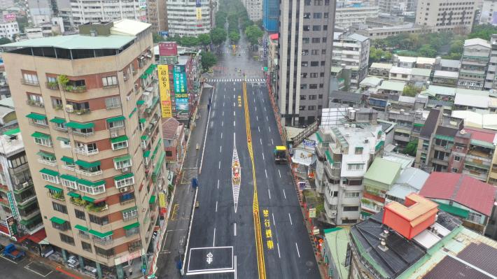 圖2重慶南路-和平西路口空拍照片2