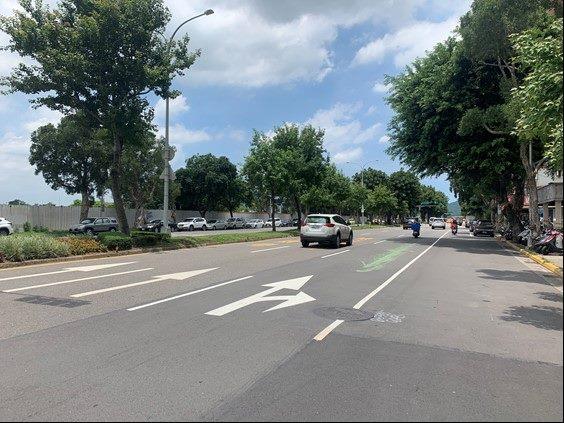 圖4 文林北路路面施工前2