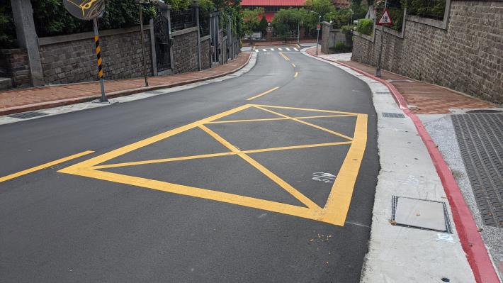 圖7、政大二街路面施工後