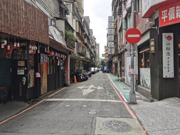 圖3路面施工前1