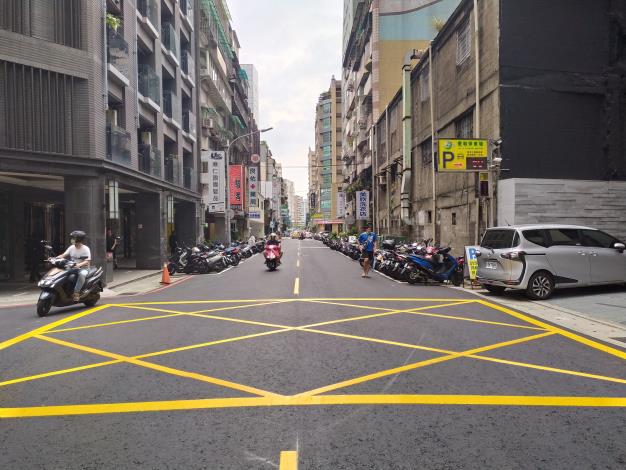 圖3撫順街(中山北路2段至承德路3段)施工後照片-1