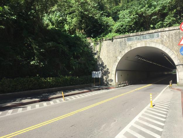 圖2設置隧道名牌及總長度之莊敬隧道
