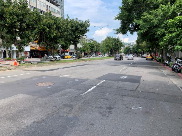 圖6 福國路(中山北路6段至文林路)路面施工前