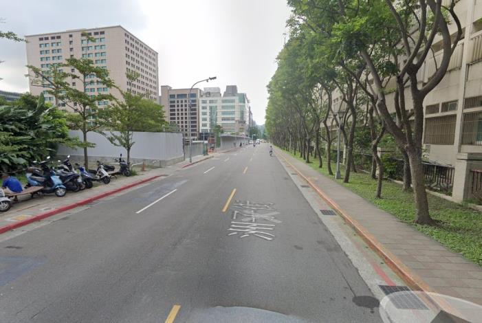 圖4路面施作前2