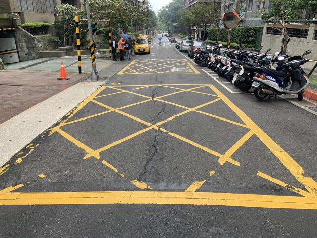 圖2內湖區金湖路65巷路面(更新前1)