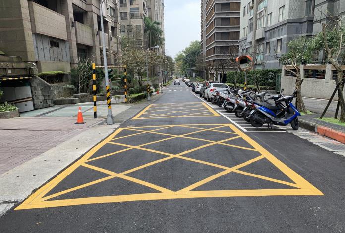 圖3內湖區金湖路65巷路面(更新後1)