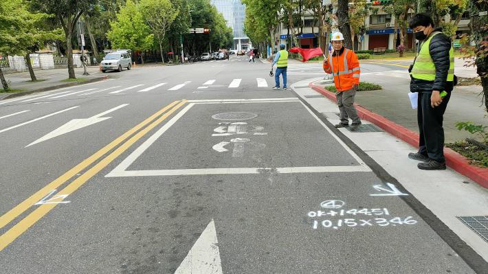 圖4 逸仙路（忠孝東路4段至仁愛路4段）施工前照片2