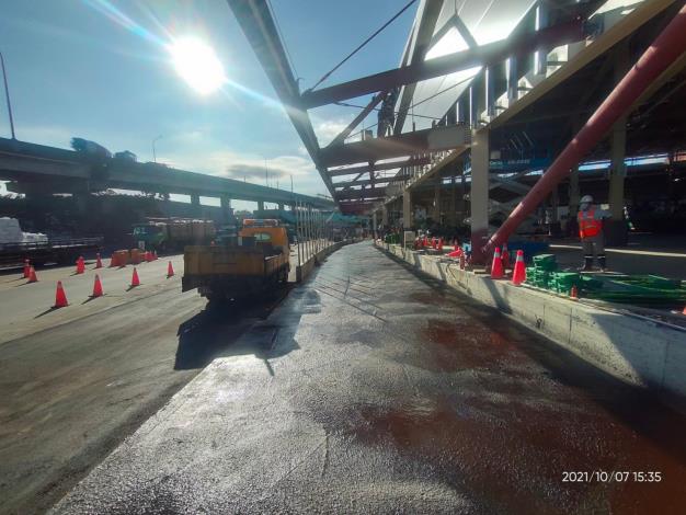 圖5.農中繼南側拍賣場南側道路施工
