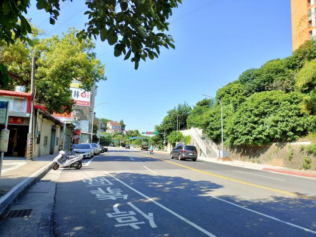 圖3 福強人行天橋拆除施工後照片-1