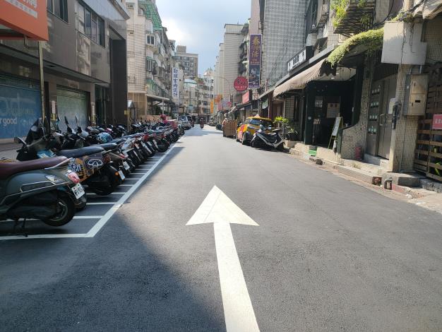 圖04內湖區東湖路113巷3弄路面(更新後1)