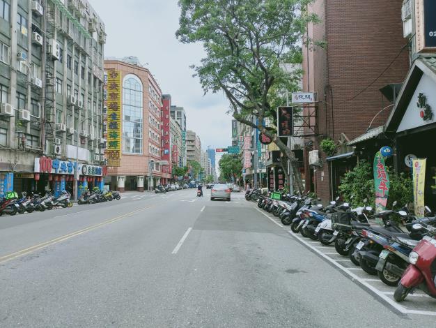 圖4 長安東路1段(林森北路至新生北路)施工前照片-2