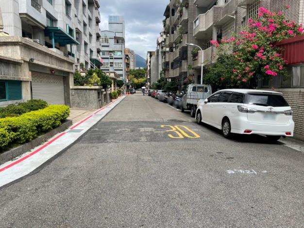 03-士林區芝玉路2段61巷路面照片(更新前)