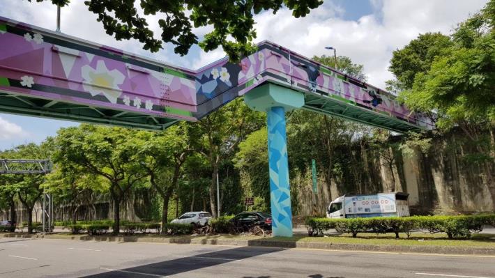 圖5 環南三段人行天橋施工後2