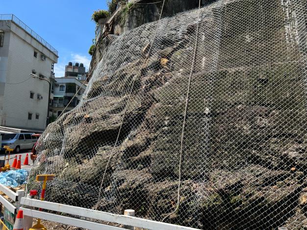 圖7 北投區奇岩路1號邊坡崩塌施工照片