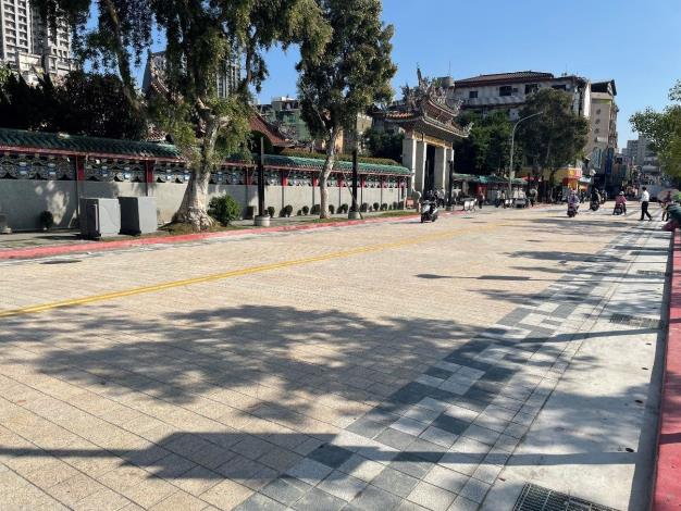 圖4 工程完工照3-道路兩側之如意拼花