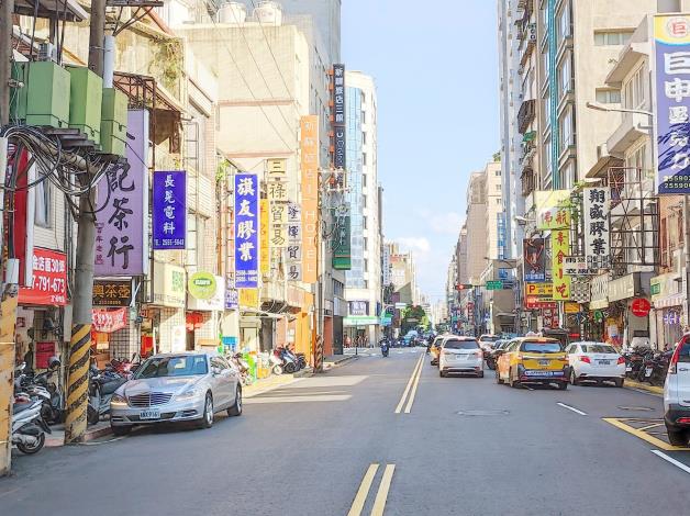 圖5長安西路(環河北路至中山北路)施工後-2