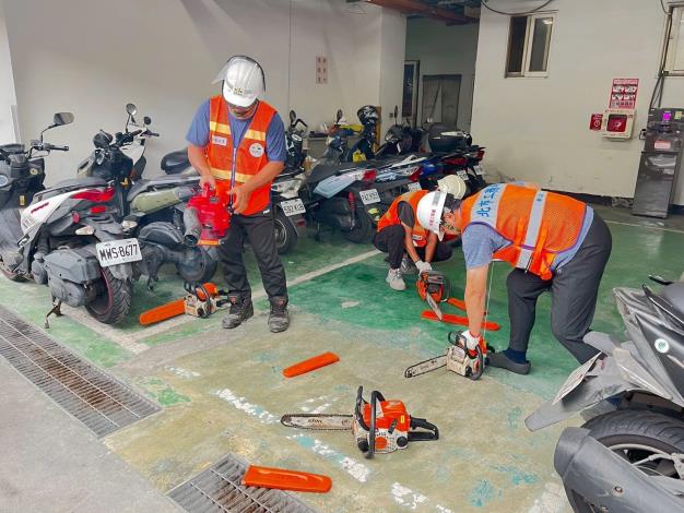 圖4鏈鋸機具整備測試完成