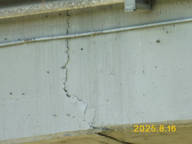 圖2 橋涵檢測照片2.JPG