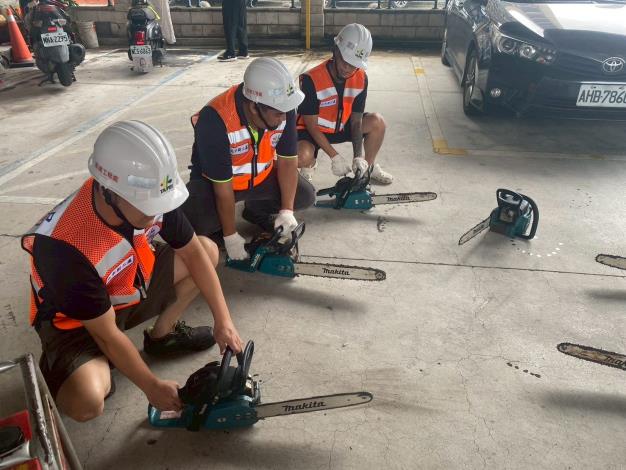 圖4鏈鋸機具整備測試完成