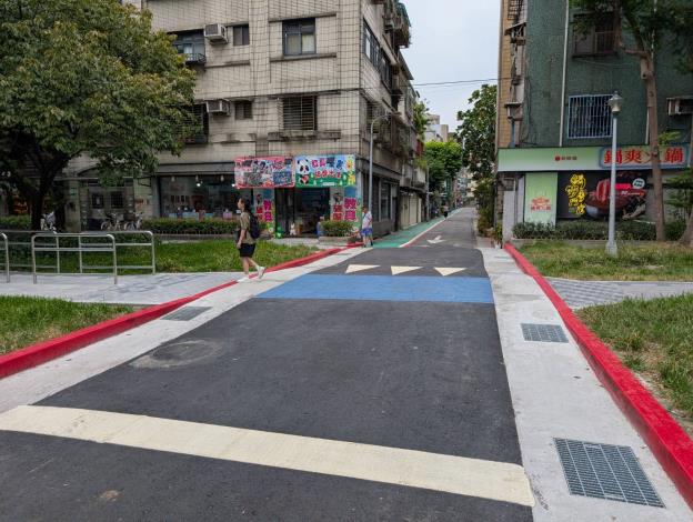 圖3雲和街減速平台