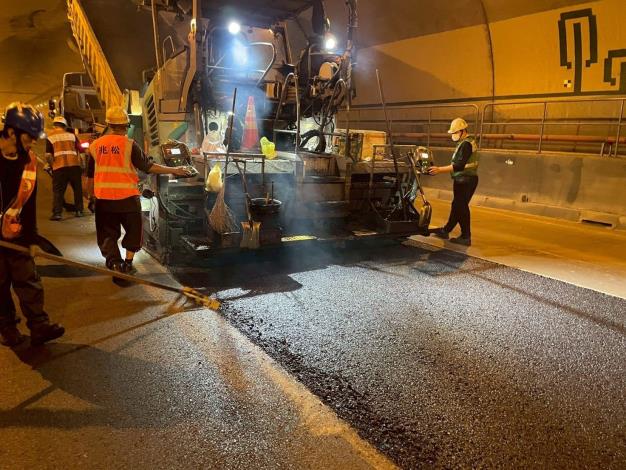圖3 路面銑鋪作業