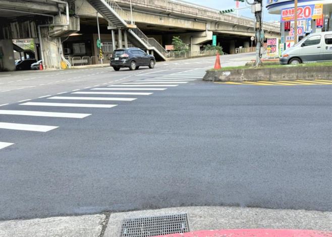 圖5舊宗路一段（民權東路6段至新湖一路間）路面更新後1