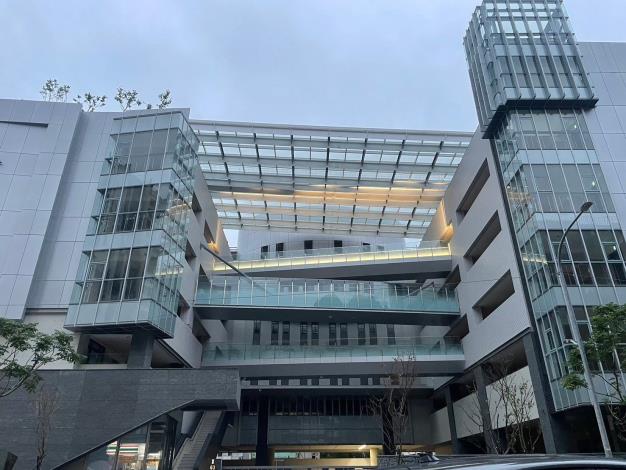 完工照_正門外貌