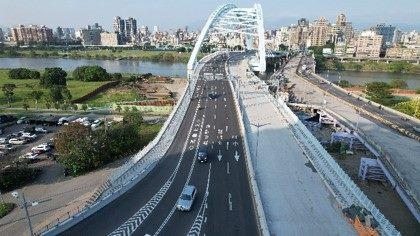 11301-主橋施工現況(新北端)