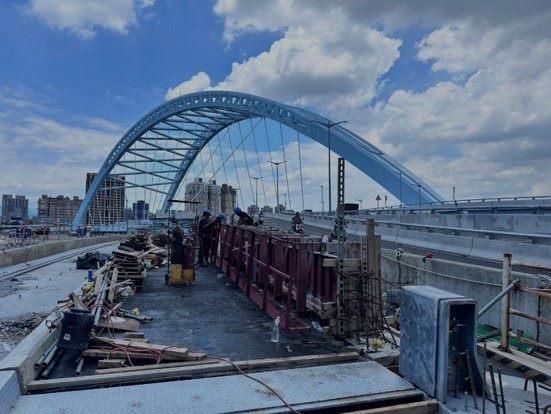 11306-機車道L護欄灌漿