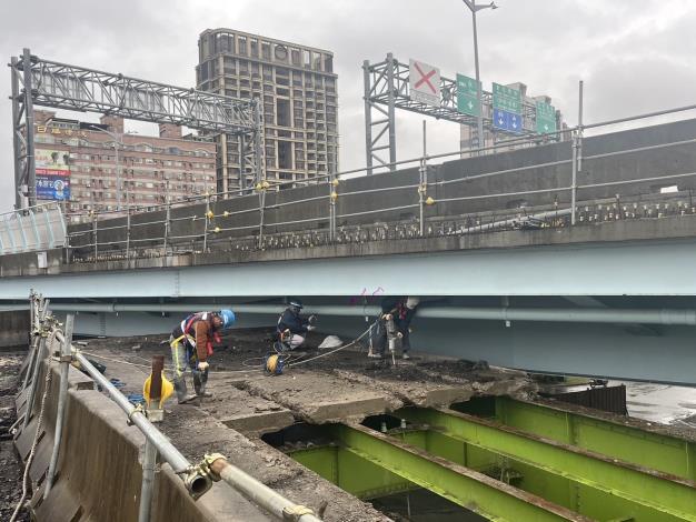 11402-川端橋橋面版打除