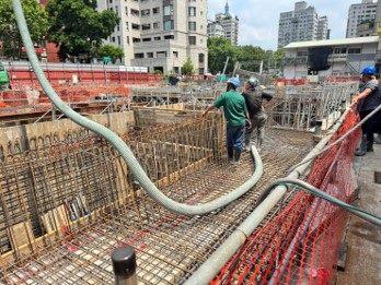 114.09.12-A、B梯廳混凝土澆置