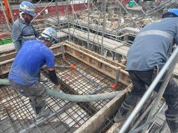 114.11.6-RF梯廳混凝土澆置
