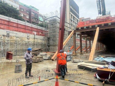 114.12.26-鋼柱組立作業